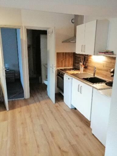 Joyeuse, Superbe Appartement D'Environs 30M2. Bagian luar foto