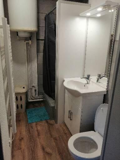 Joyeuse, Superbe Appartement D'Environs 30M2. Bagian luar foto